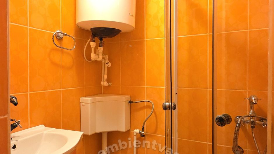 Garsoniera cu balcon si baie proprie, 15 mp, VASLUI - zona FILATURII; - Poză 3