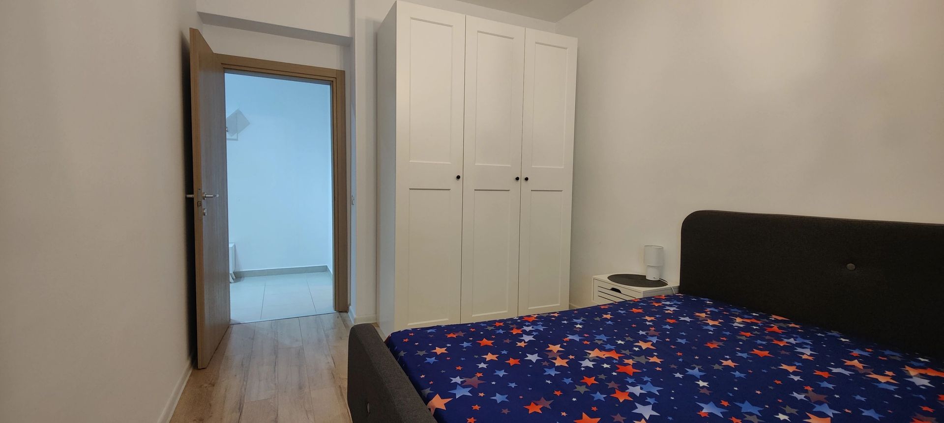 2 camere complet mobilat | Centrală proprie | Vedere către Lacul Morii - Poză 6