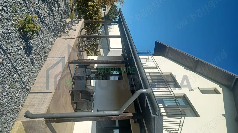 Casa 4 camere Miroslava - Poză 2