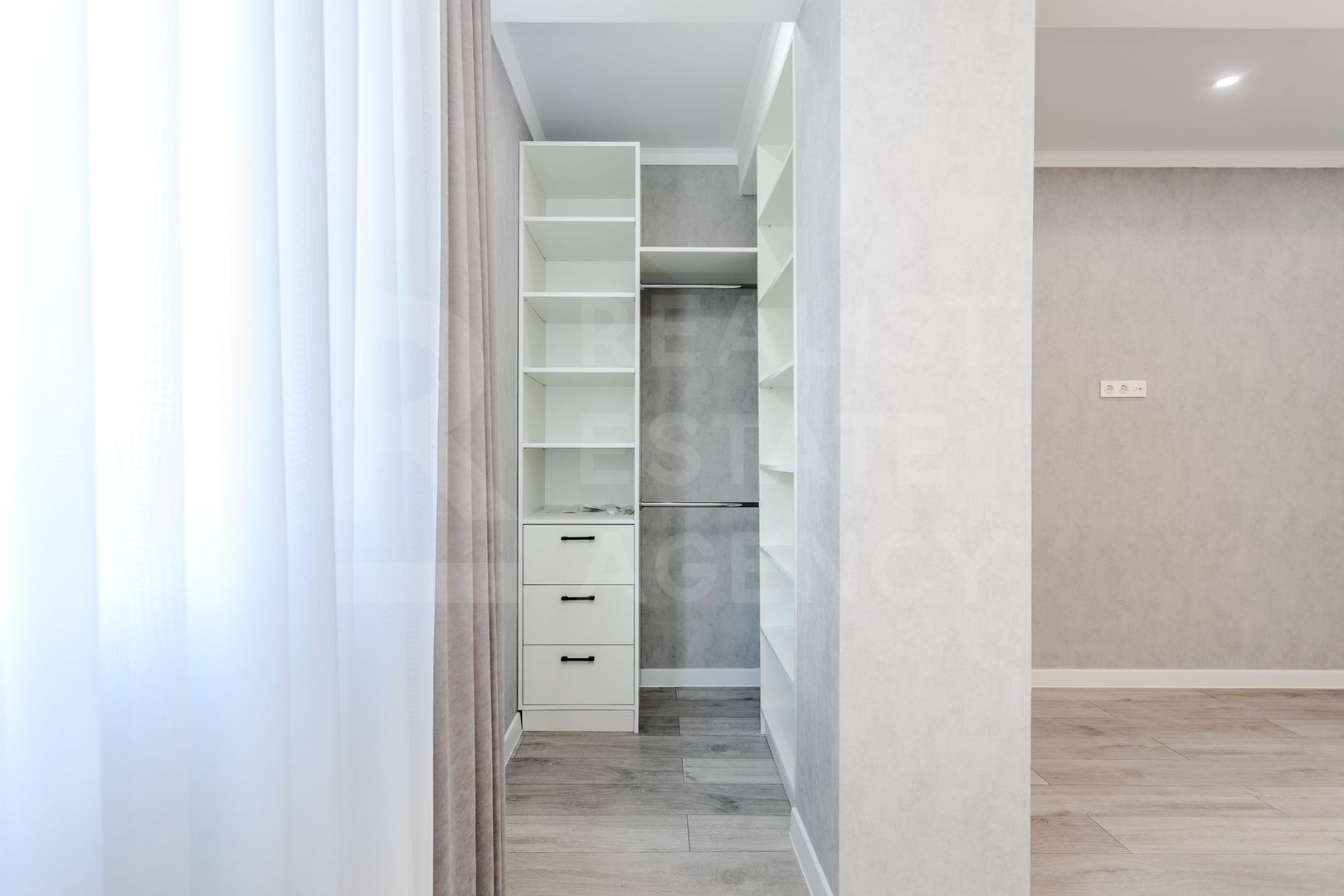 Vânzare, apartament, 2 camere, str. Nicolae Milescu Spătaru, Ciocana - Poză 13