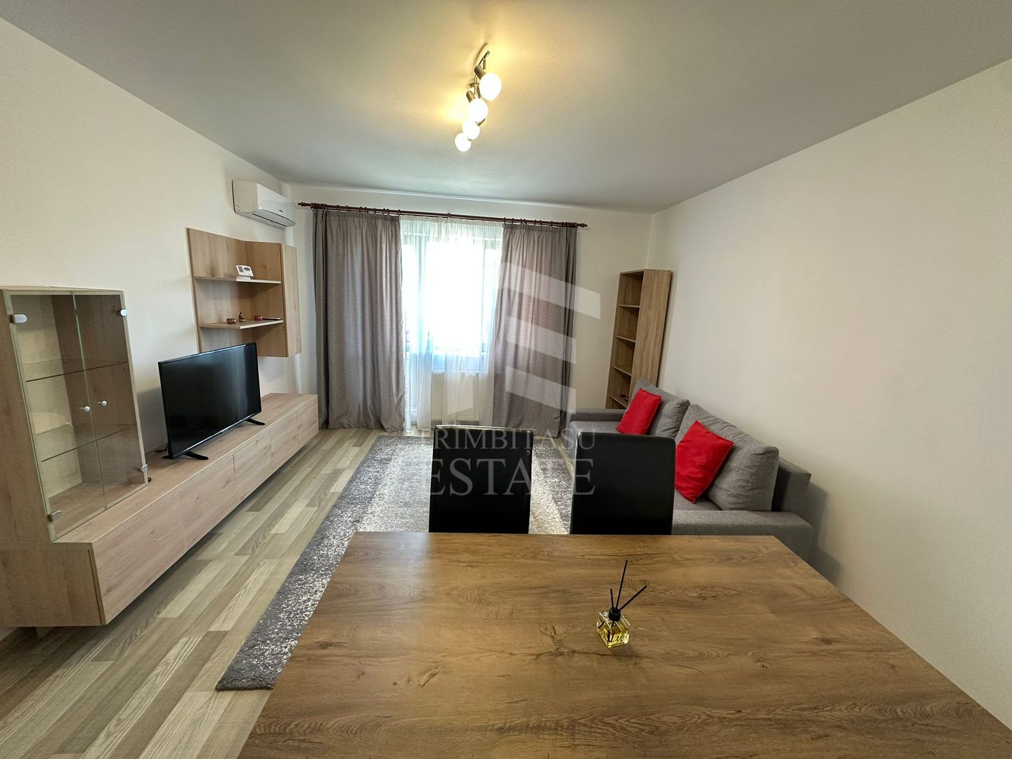 Apartament 2 camere ISG II Metrou Eroii Revolutiei - Poză 1