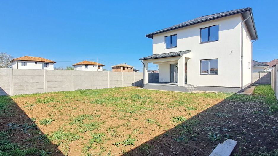 Dragomiresti Deal, casa individuala P+1+M, utilitati, stb la 700 metri - Poză 2