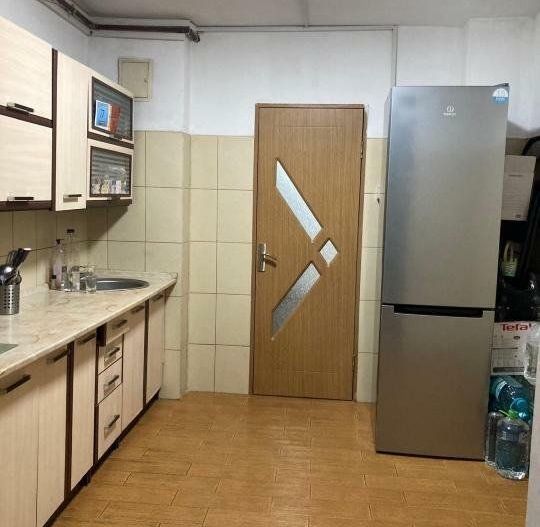 Apt 3cam renovat  69mp, dotat cu  CT, AC , an 1985  etaj 7/8, mobilat - Poză 16