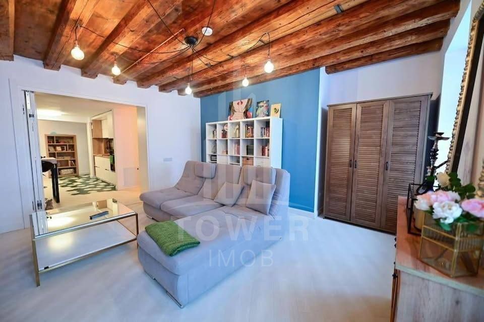 Apartament 3 camere de vanzare | Zona Ultracentrala - Poză 2