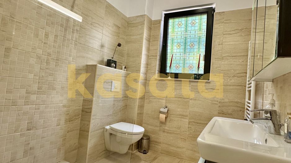 Vila care redefinește echilibrul între rafinament, spațiu și liniște - Poză 66