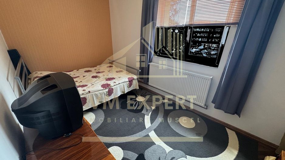 APARTAMENT 2 CAMERE ETAJ 2 ULTRACENTRAL CAMPULUNG - Poză 1