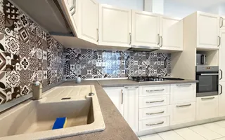 Soarelui complex Uranus Plaza. Aproape de Spitalul Judetean - Poză 12