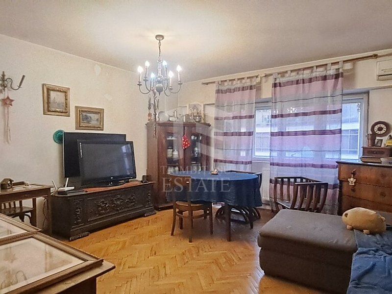 4 camere | 137 mp | Matei Voievod - Poză 2