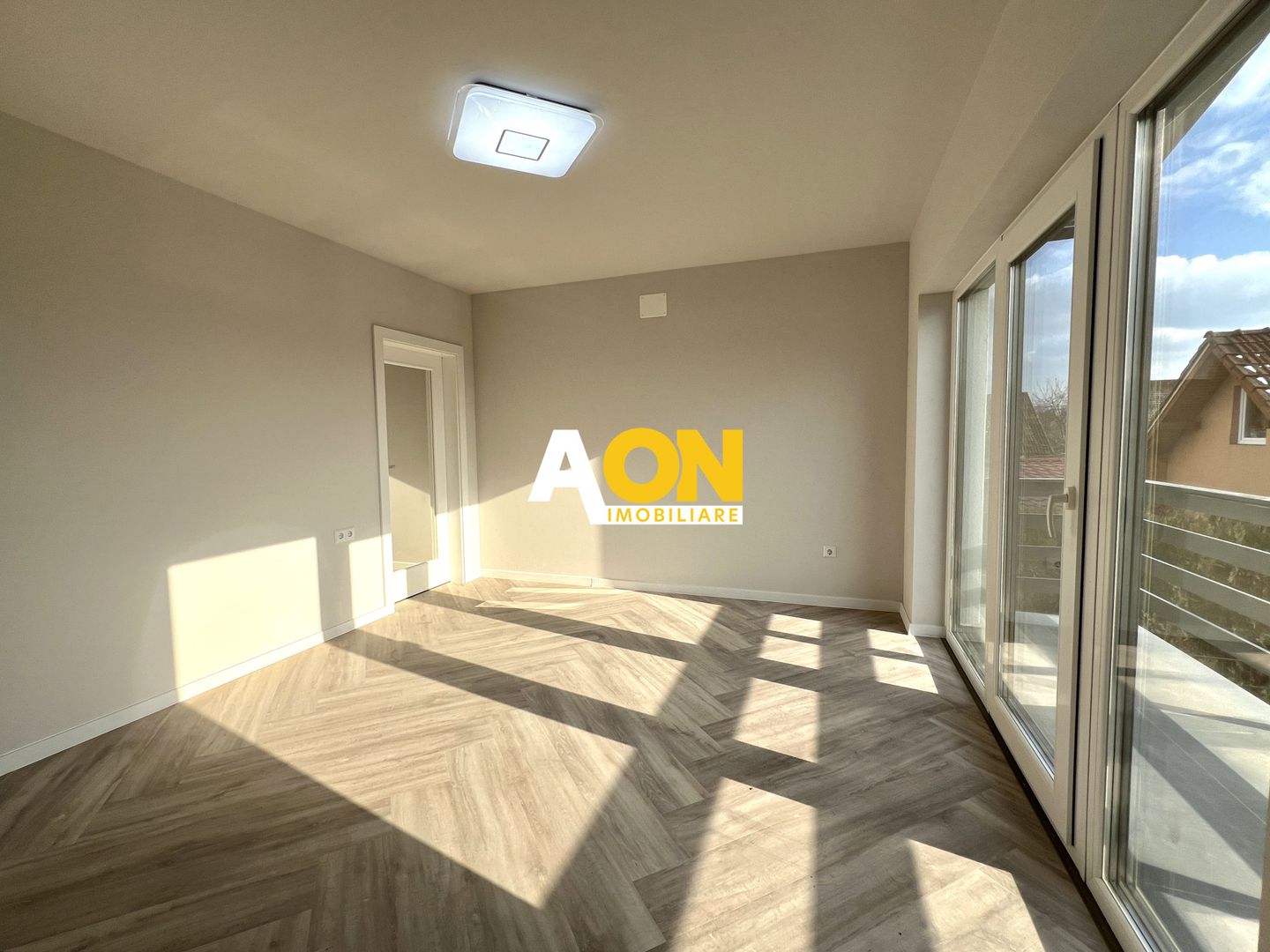 Casa moderna cu finisaje de calitate, 4 camere, 3 bai, 132 MP utili - Poză 18