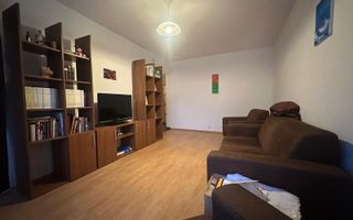 3 camere | zona excelenta | izolat interior | etaj intermediar | - Poză 1