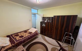 Apartament 2 camere, etaj 1 - zona Cetate - Poză 3