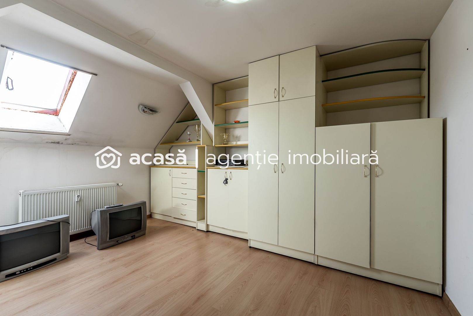 Locuință și Business pe Str. L. Blaga, Arad, Spațiu + Apartament - Poză 9