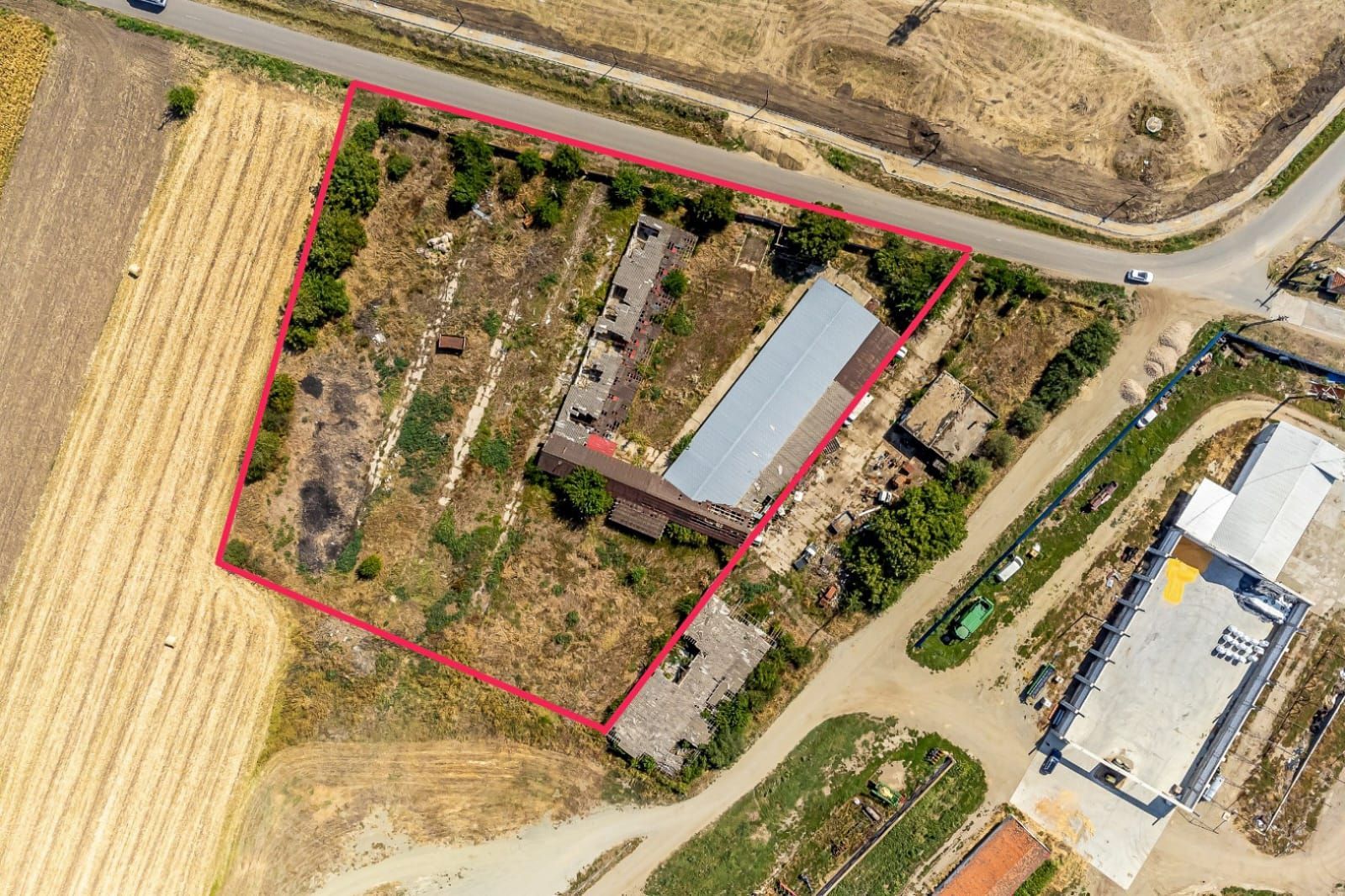 Vânzare teren în Sofronea, Arad - 9508 mp, dezvoltări imobiliare - Poză 1