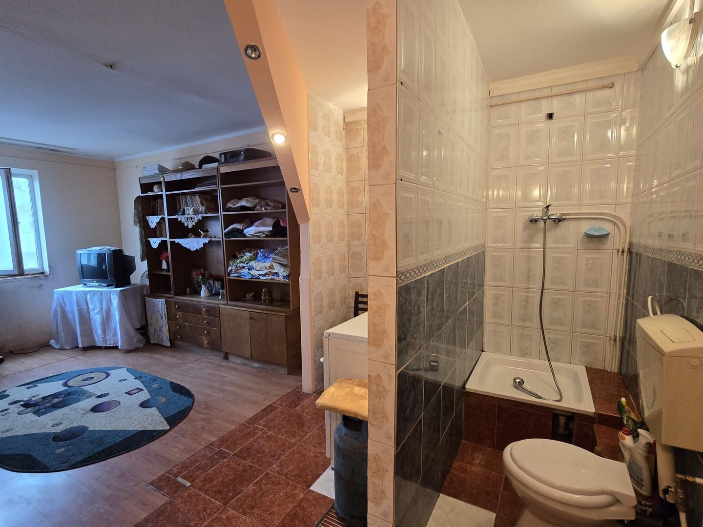 De vânzare garsonieră de buget Strada Condorilor, (uzina Aerostar). - Poză 2