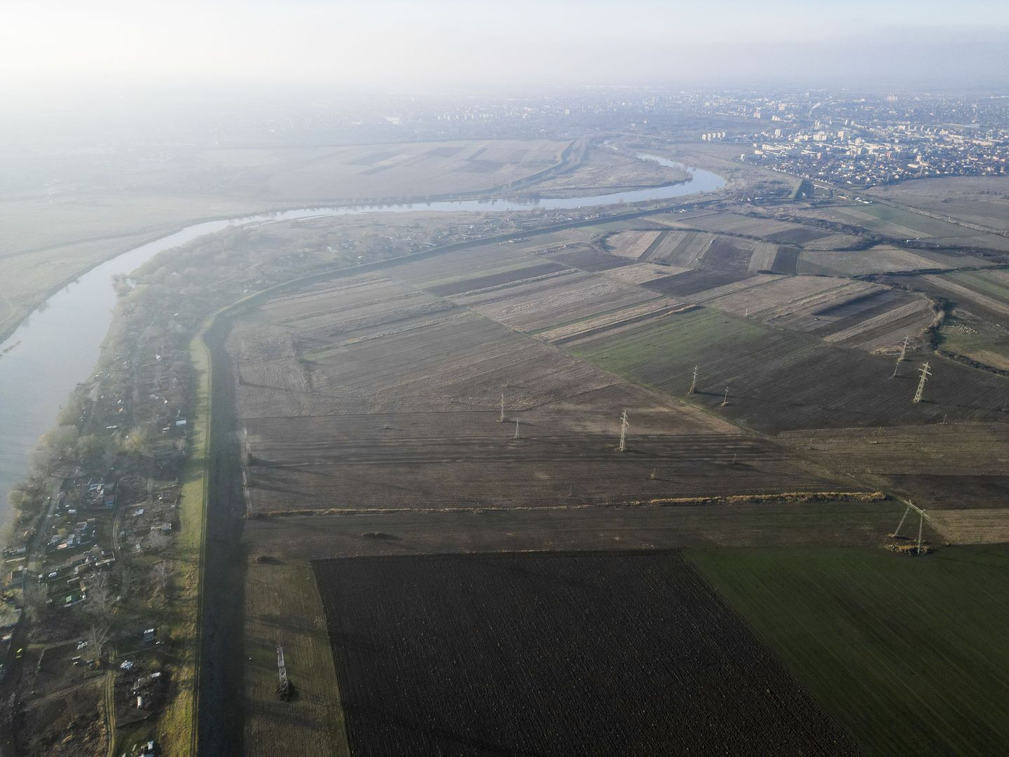 Teren localizat strategic în Vladimirescu - Poză 3