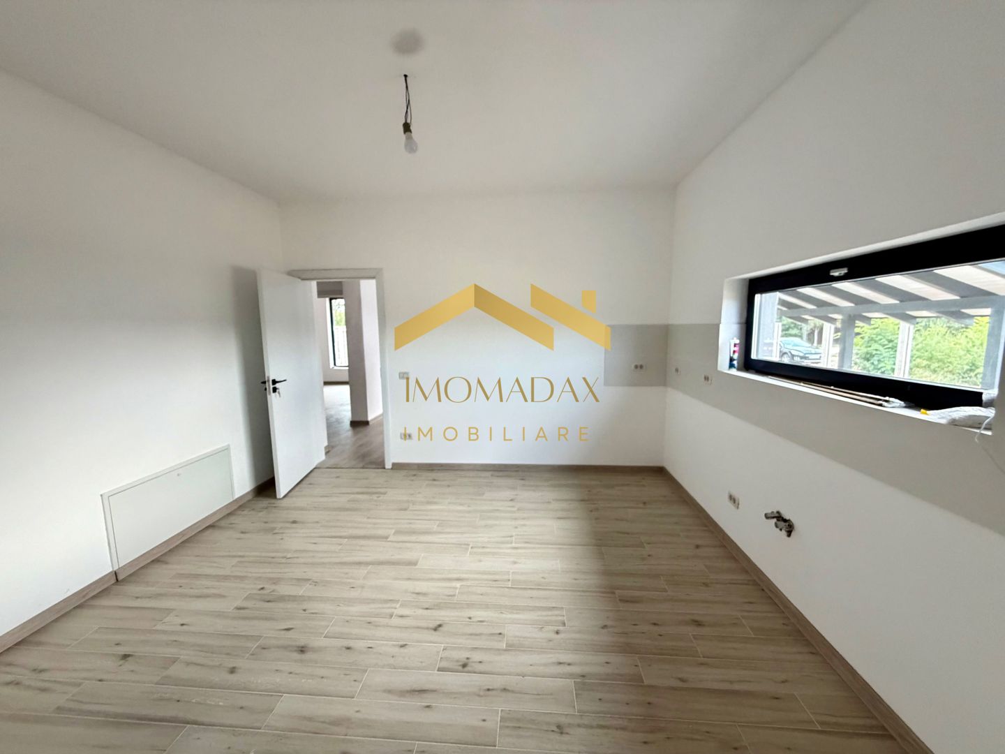 Sanmihaiu Roman-3 Camere-Toate Utilitățile - Poză 14
