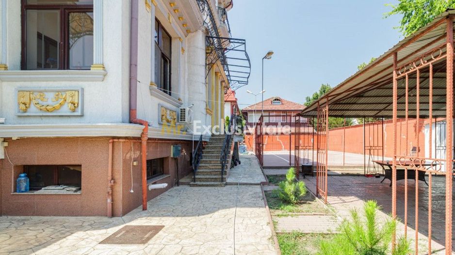 Locuință spectaculoasă cu potențial de business – 730 mp, sector 2 - Poză 21