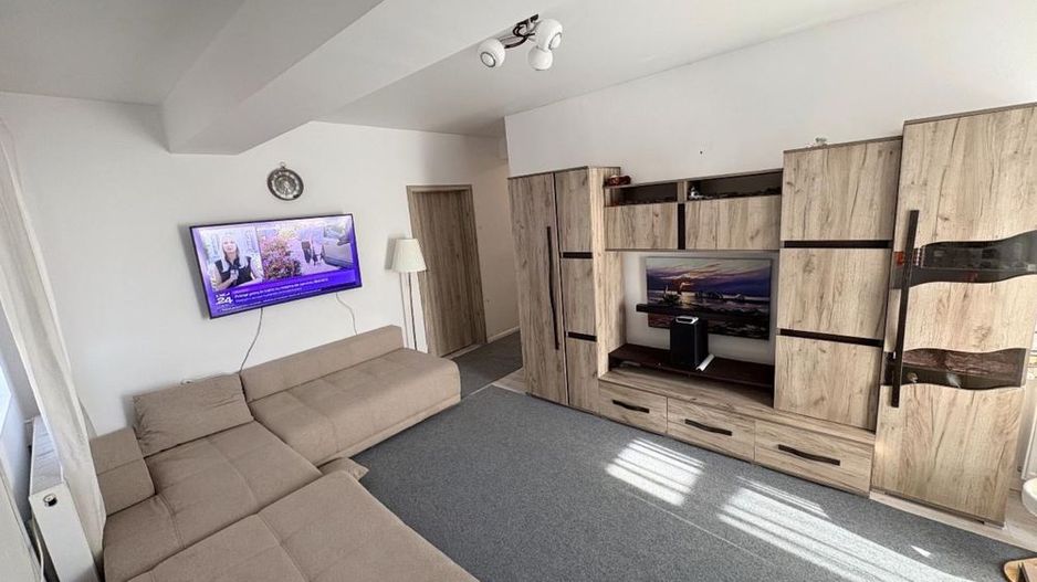 Apartament 3 camere Latin - Poză 1