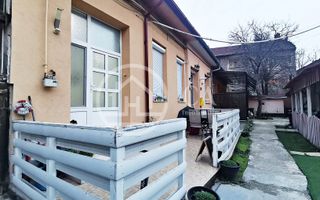 Apartament cu 3 camere la curte comuna de vanzare Ultracentral, Oradea - Poză 12