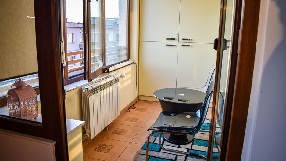 Vanzare Apartament 2 Camere  LUX vis-a-vis de Mall Vitan cu Centrala Proprie - Poză 5