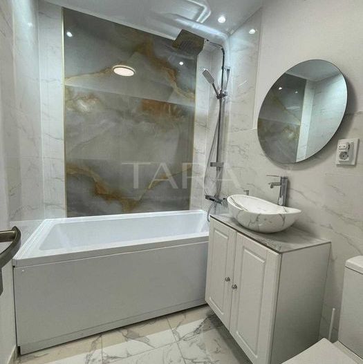 Garsonieră renovată integral în zona Farmec The Office. - Poză 7