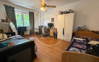 Apartament de vânzare cu 4 camere în zona Decebal, Oradea - Poză 5