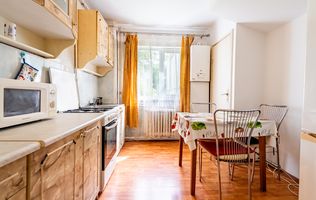 Apartament 3 camere | decomandat | 70mp + balcon | parcare | Manastur