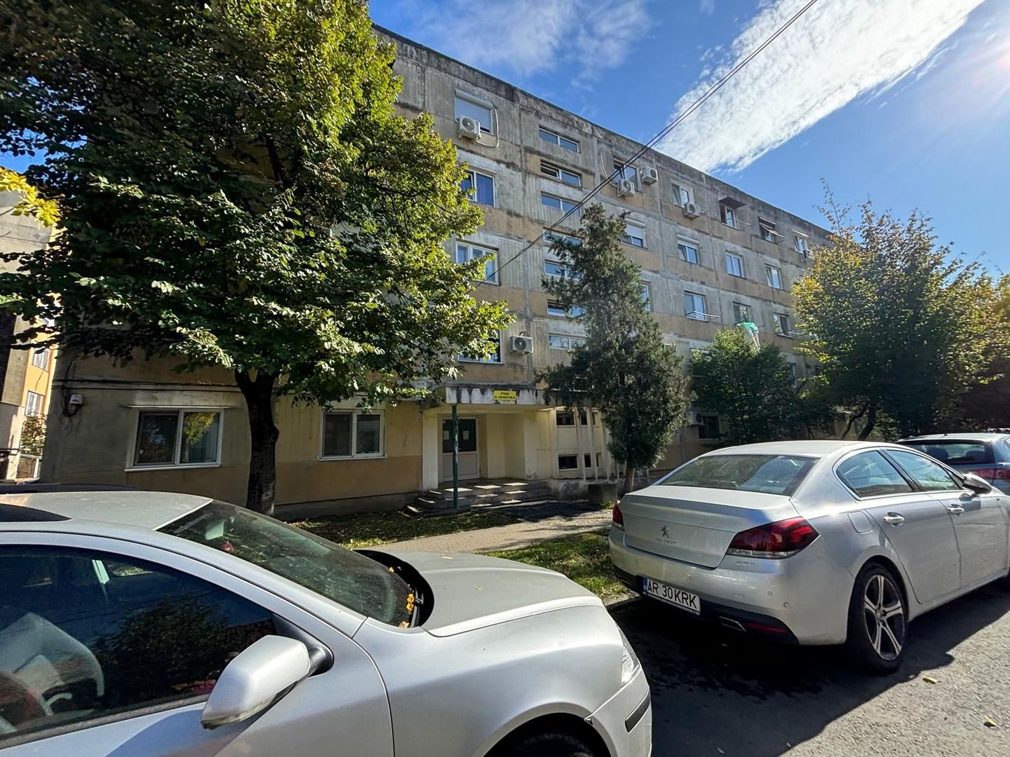 Garsoniera de vanzare  pe strada golescu 12 - Poză 35