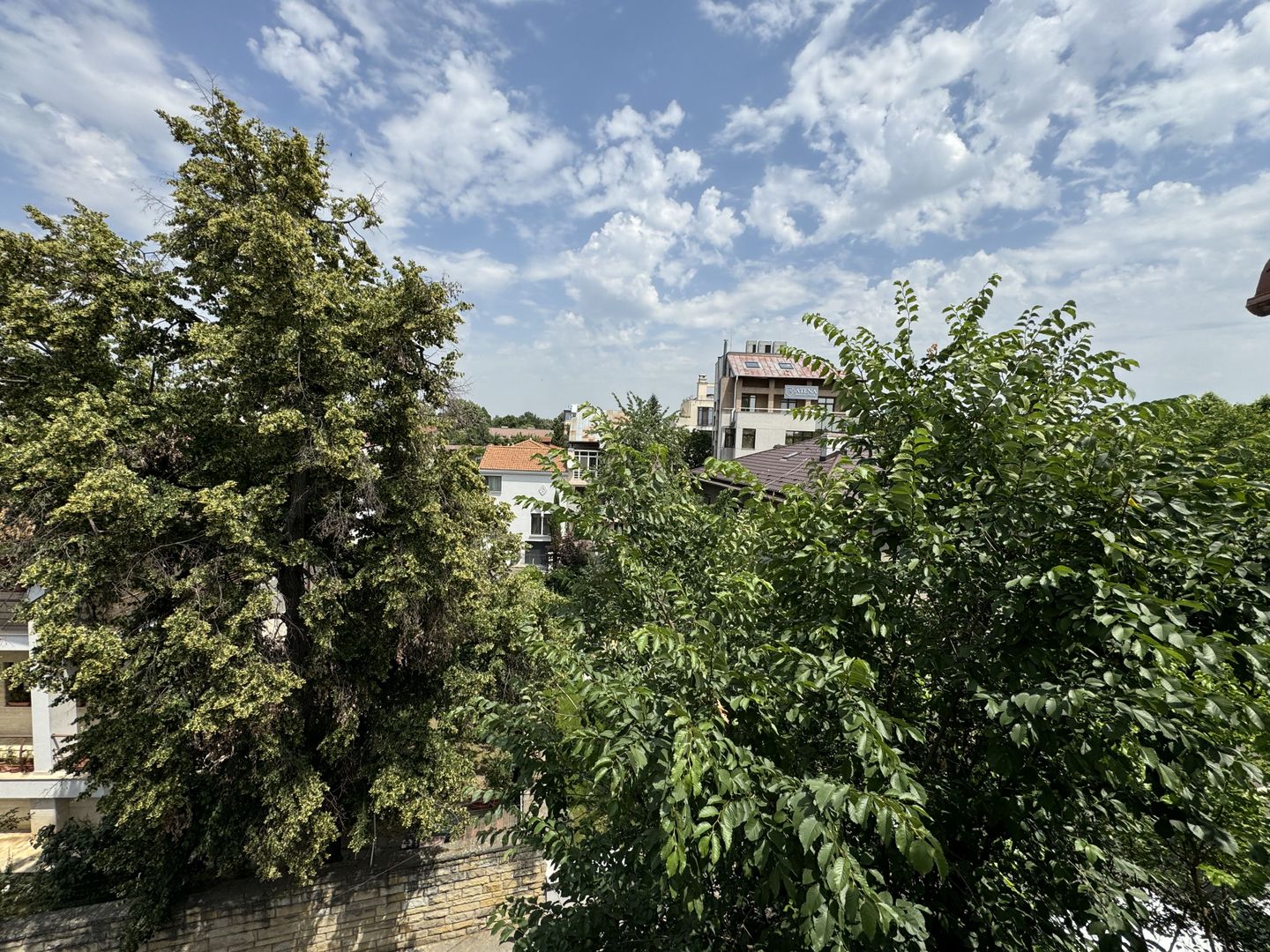 Primaverii vila 650 mp stil arhitectonic neoromanesc - Poză 19