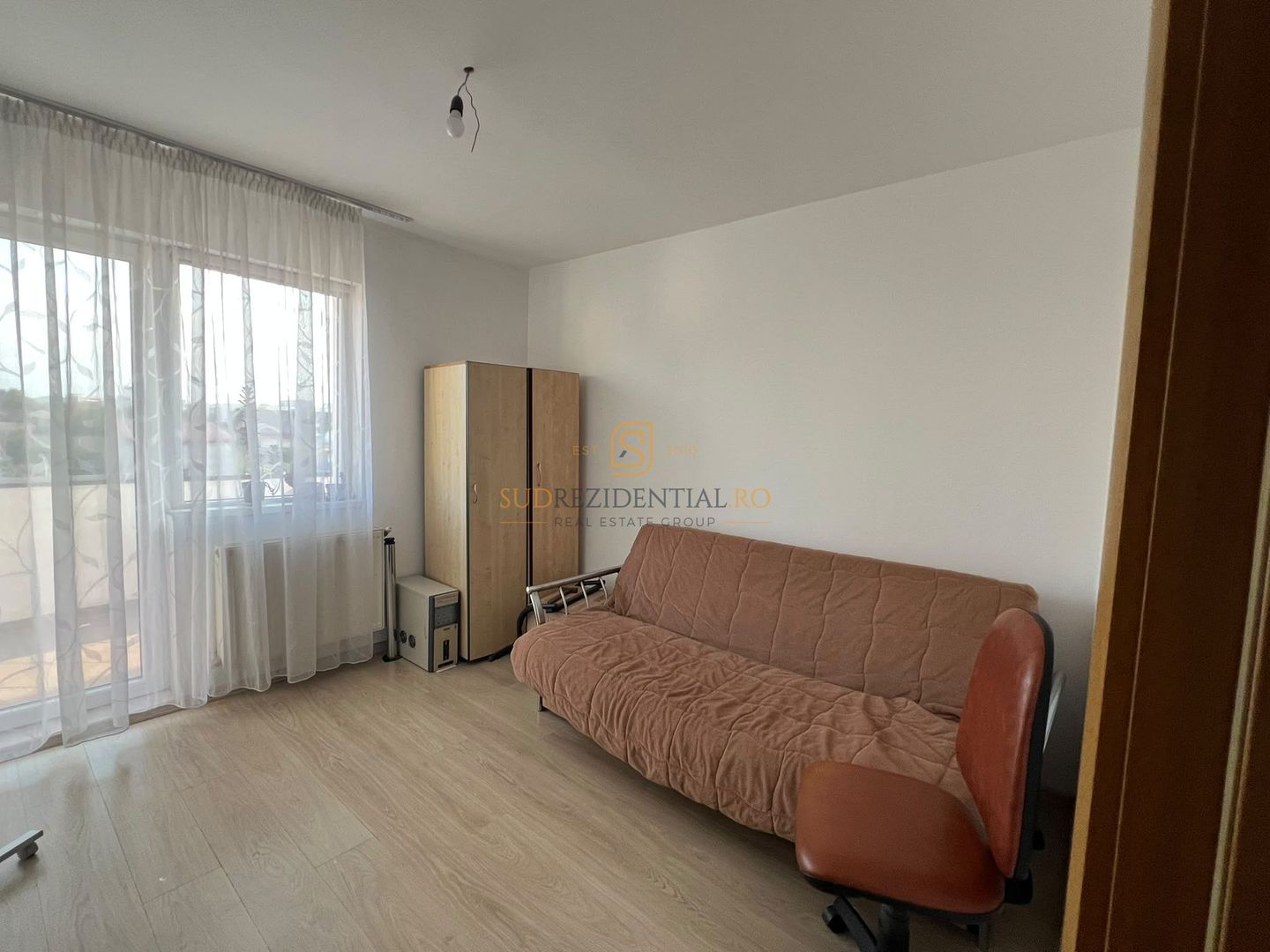 Apartament 3 camere, terasa generoasa, acces metrou Aparatorii Patriei - Poză 6