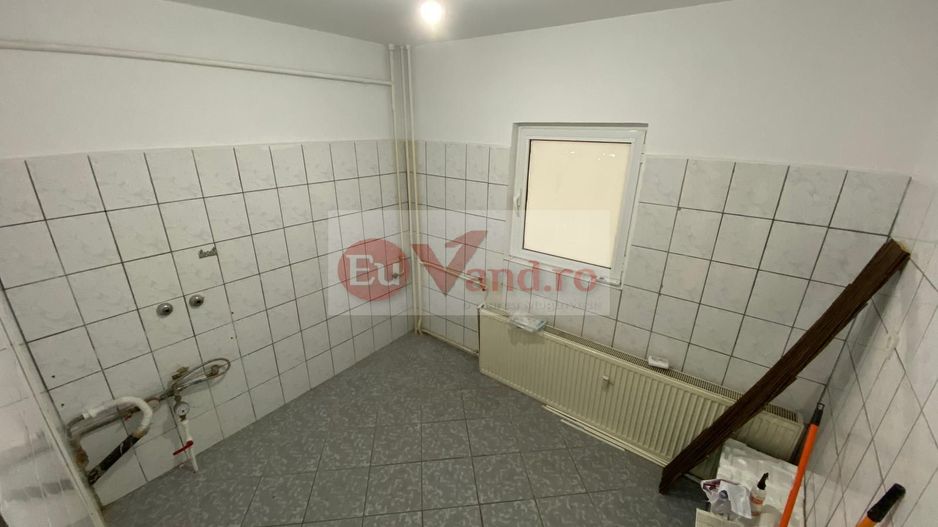 De vanzare - spatiu comercial  Siderurgistilor - 79500 euro - Poză 7