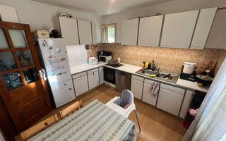 Casă spațioasă cu 2 apartamente, acces din 2 străzi – zona Lipovei - Poză 12