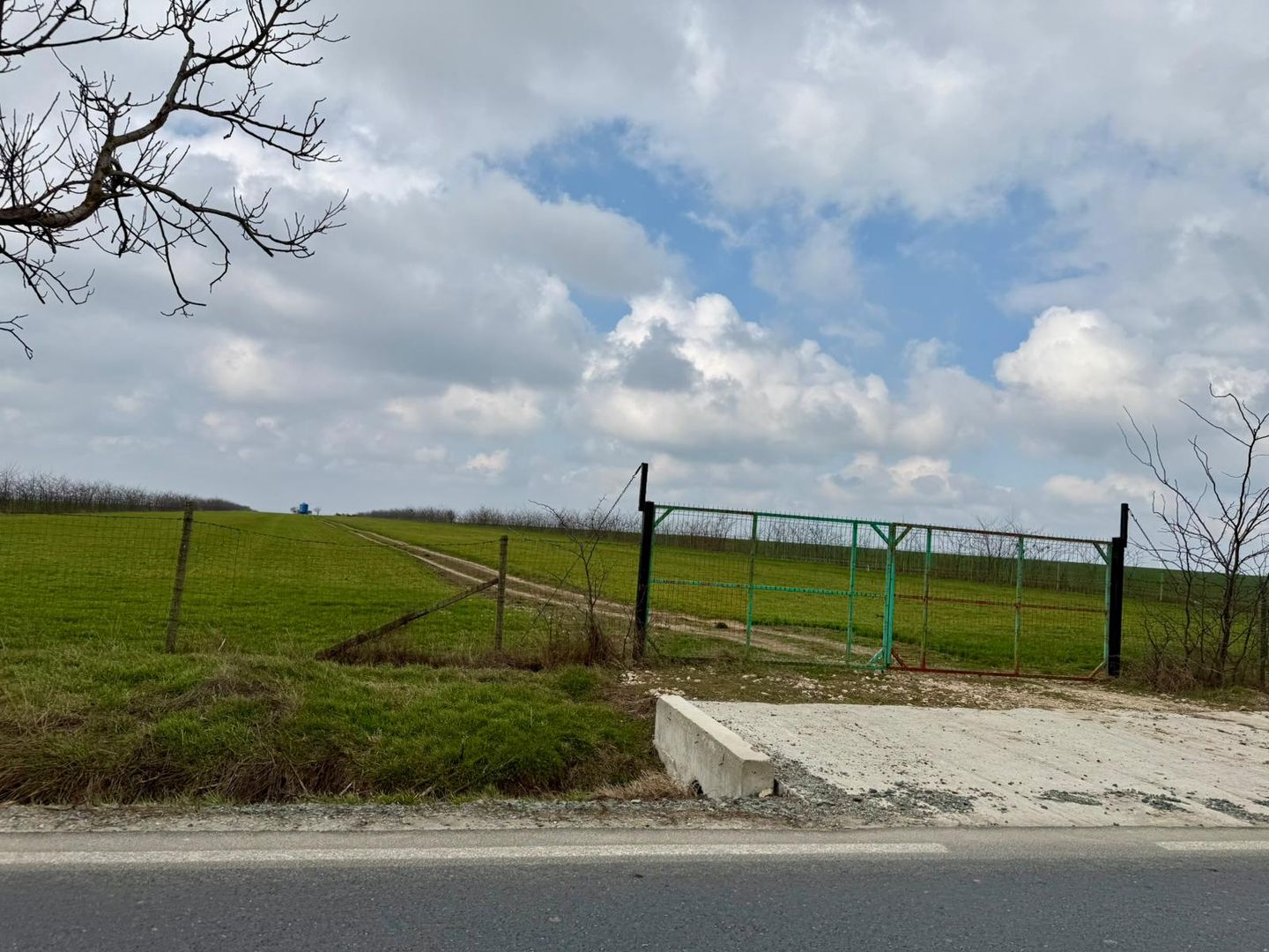 Teren de vanzare in Săcele ideal pentru silozuri, fermă 6 ha - Poză 17