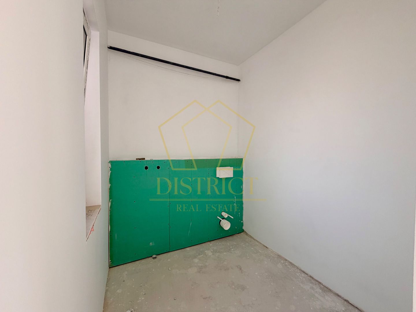 COM 0% Duplex cu 4 camere, despărțit prin camera tehnica | Mosnita Noua - Poză 9