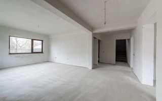 Casa sptioasa cu potential real in Maracineni la 5 pasi de Pitesti-Arges! - Poză 6