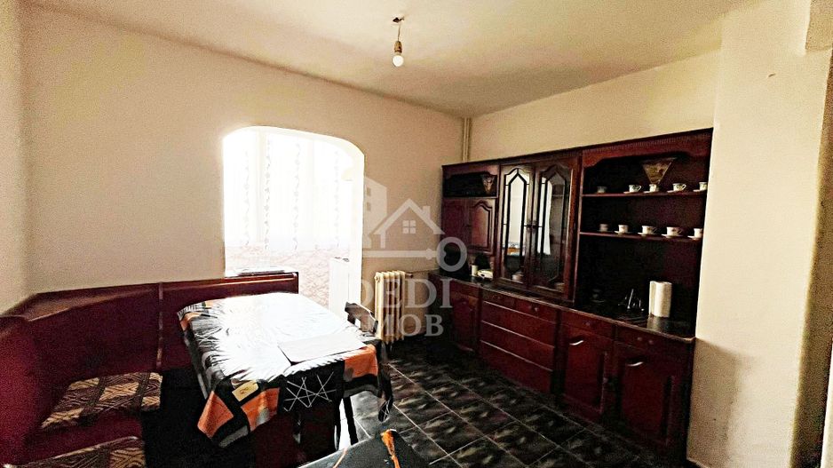Apartament 3 camere de vanzare in zona Rogerius, Oradea - Poză 7