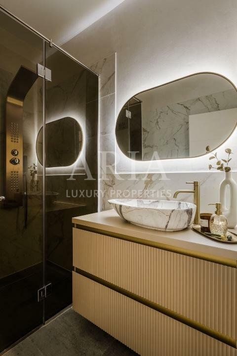 BELAIR LAKE - Brand New Luxury Apartment - LAKEFRONT - - Poză 8