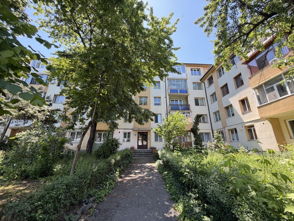 Apartament 2 camere semidecomandat/nemobilat - zona Fratii Golesti - Poză 15
