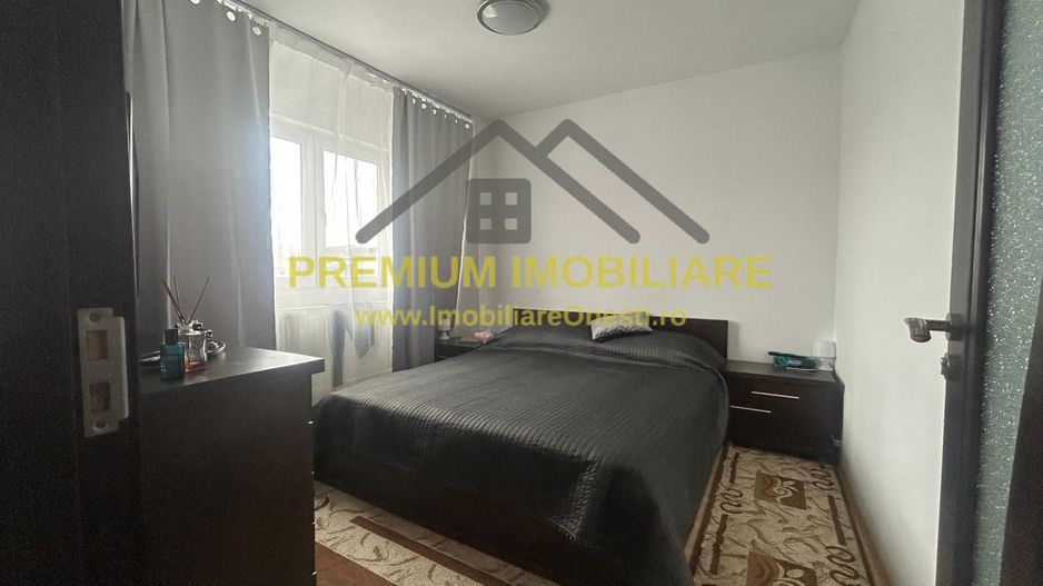 De vanzare Apartament 3 camere zona de jos - Poză 7