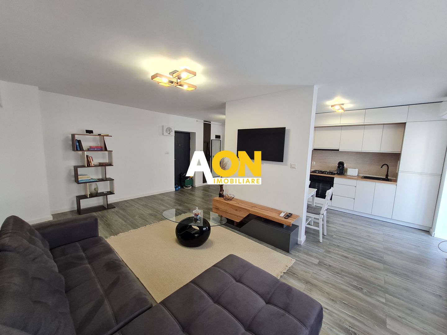 Apartament 2 Camere, Ultracentral, 54 mp, Decomandat, Zona Cetate - Poză 4