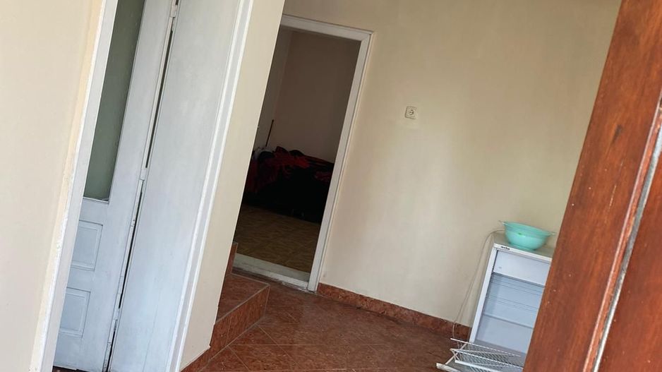 Casa in inima localitatii Certeze - Poză 4