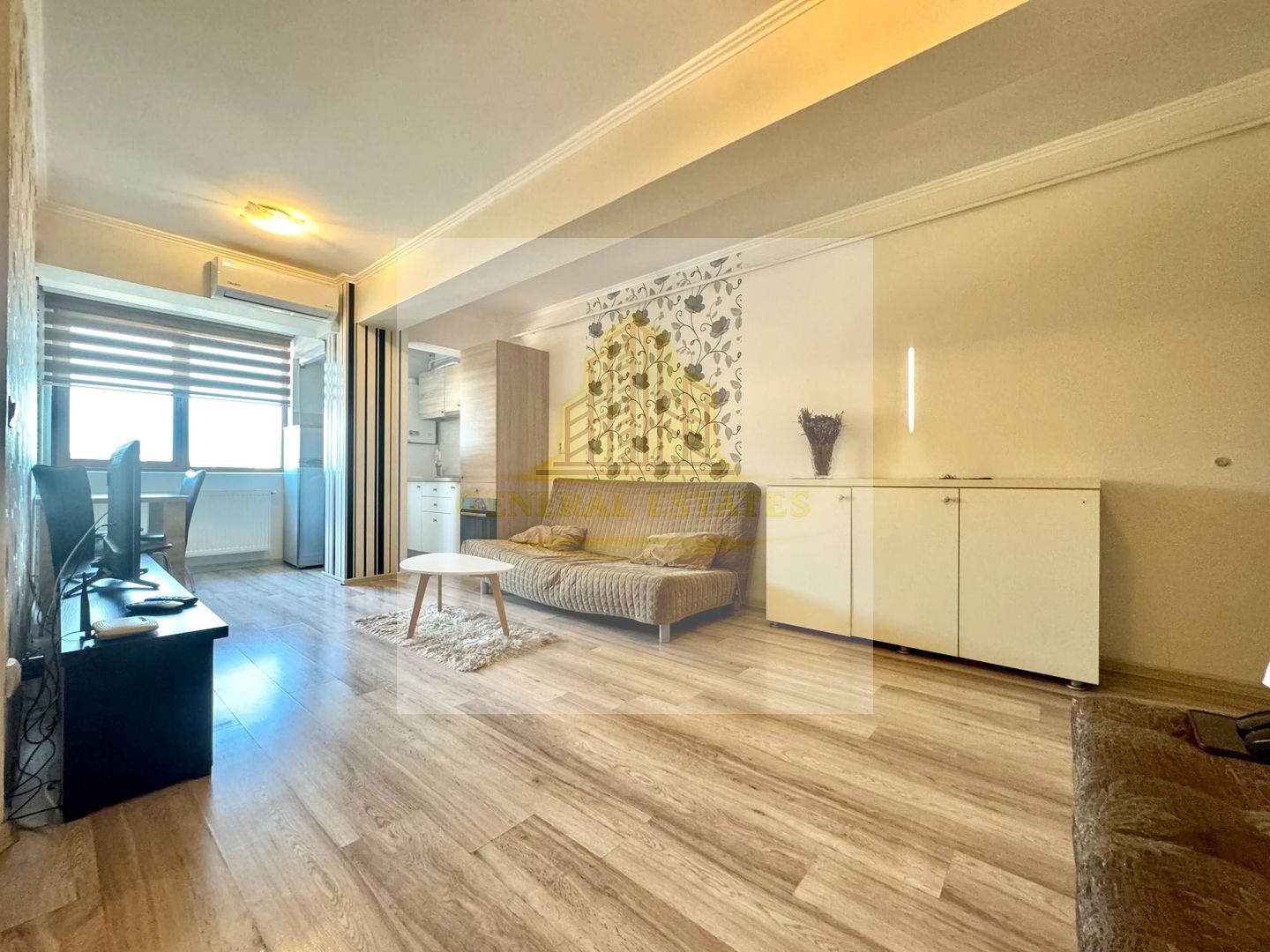 Vânzare apartament cu 2 camere - 47 m.p - Gata de intrare - Tătărași - Poză 2