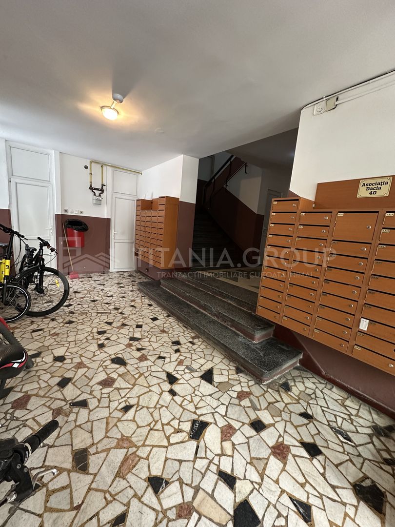 Garsonieră de vânzare în Bd. Victoriei cu vedere spre Tampa - Poză 9