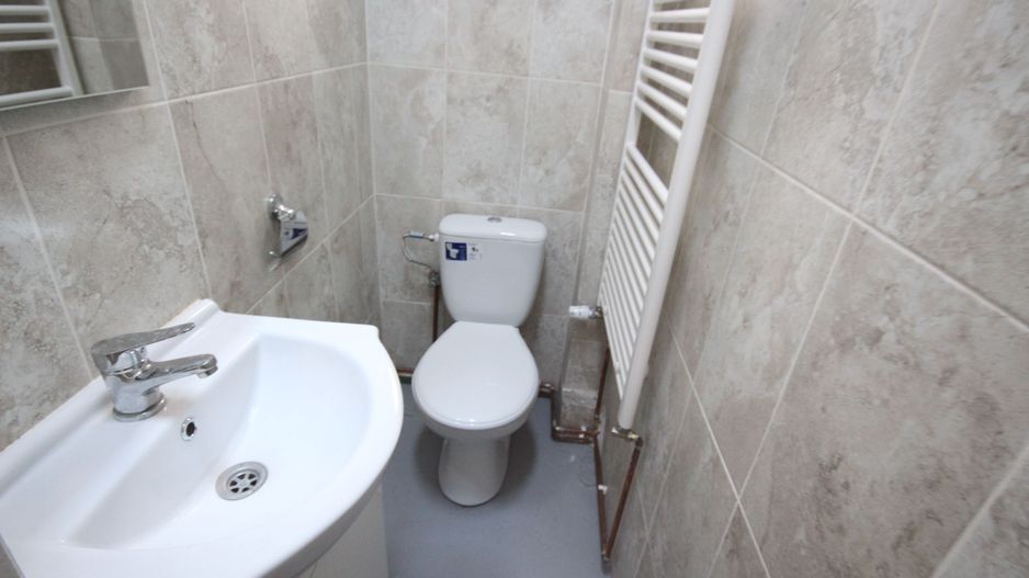 Spatios si renovat - Poză 9