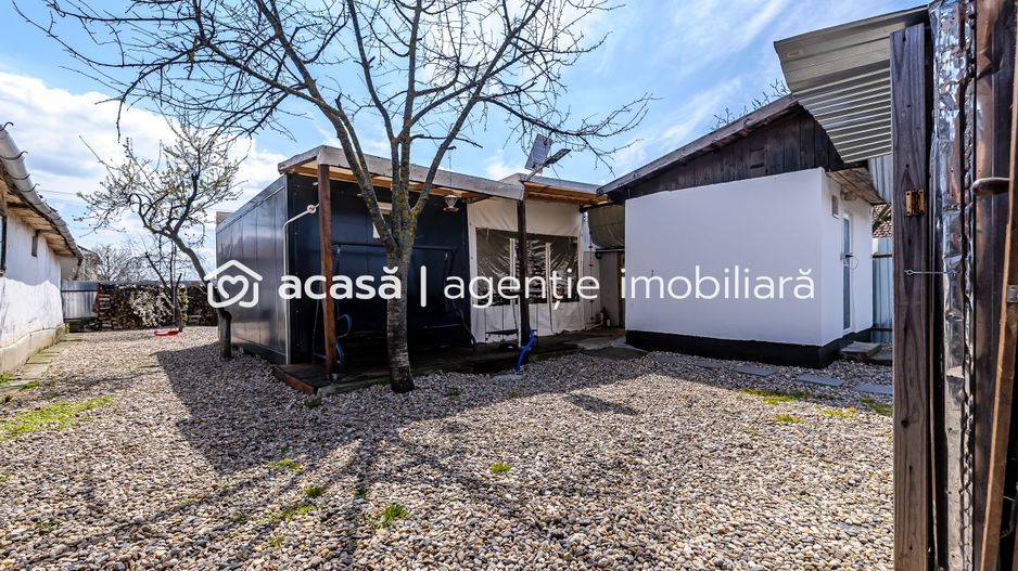 VANDUT! Casa - tip container - Teren 1987 mp - Turnu - COMISION 0% - Poză 4