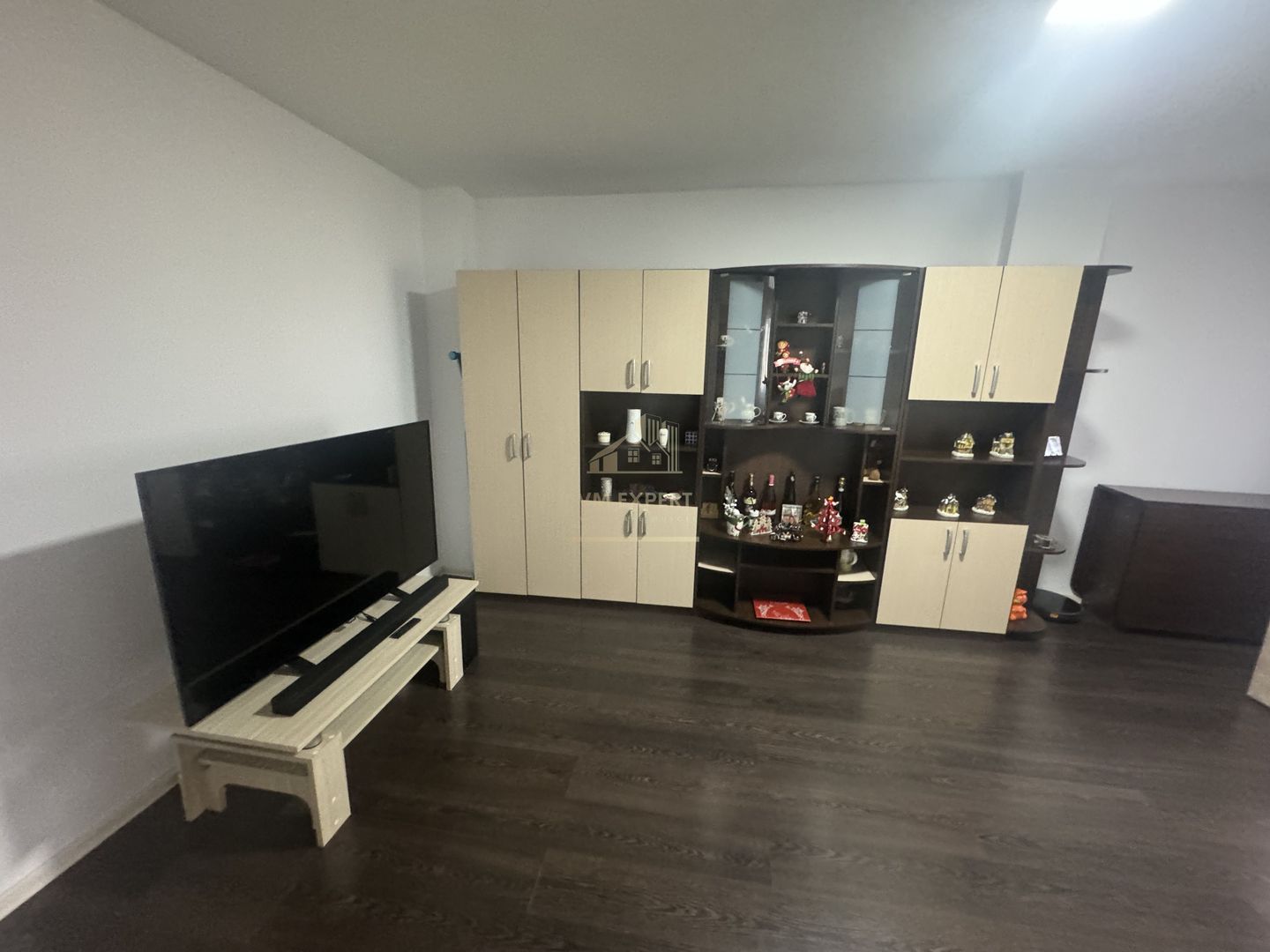 APARTAMENT CU 3 CAMERE, ETAJ 4, GRUI, CAMPULUNG - Poză 2