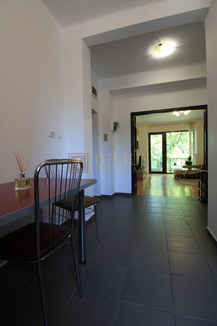 Central; Bdl Mihai Viteazu, 3 camere, centrala proprie - Poză 6