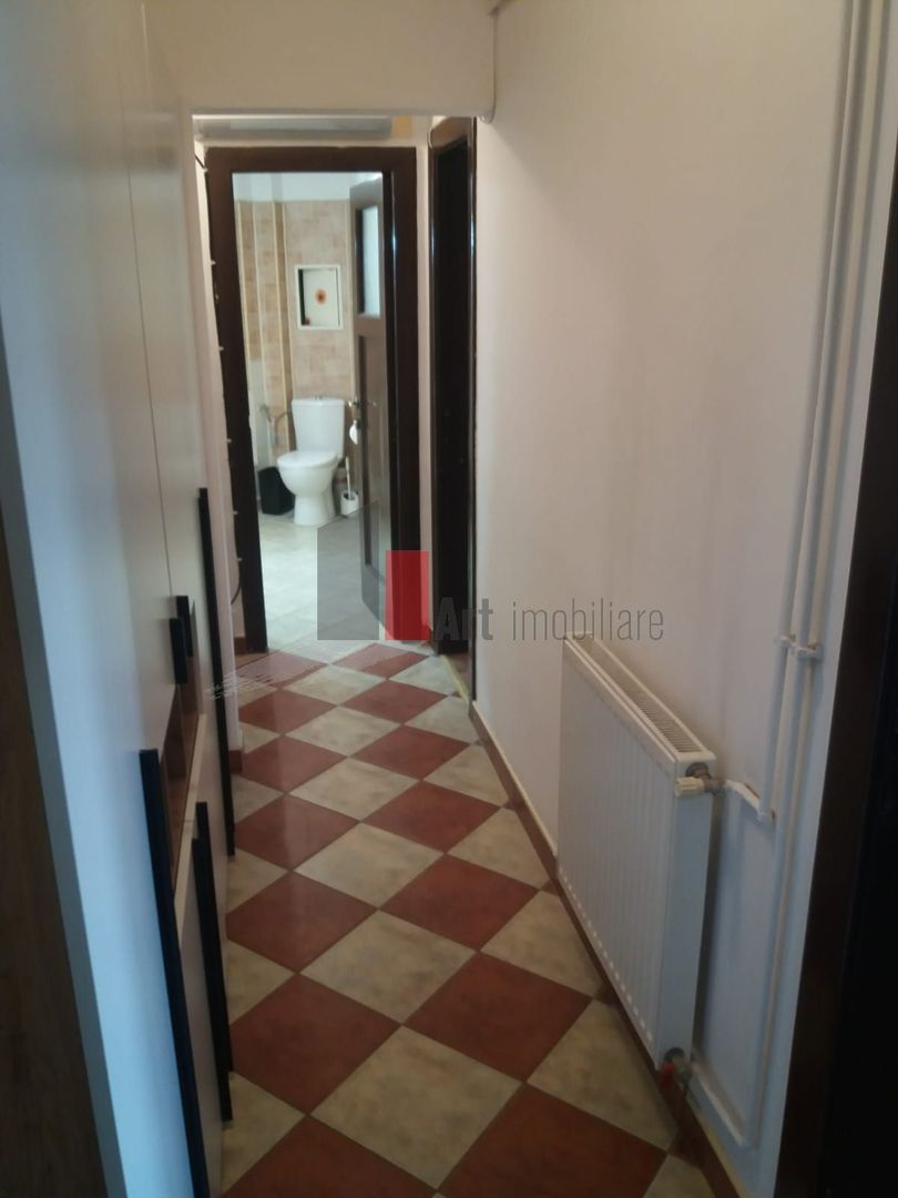 Apartament 3 cam. - Poză 2