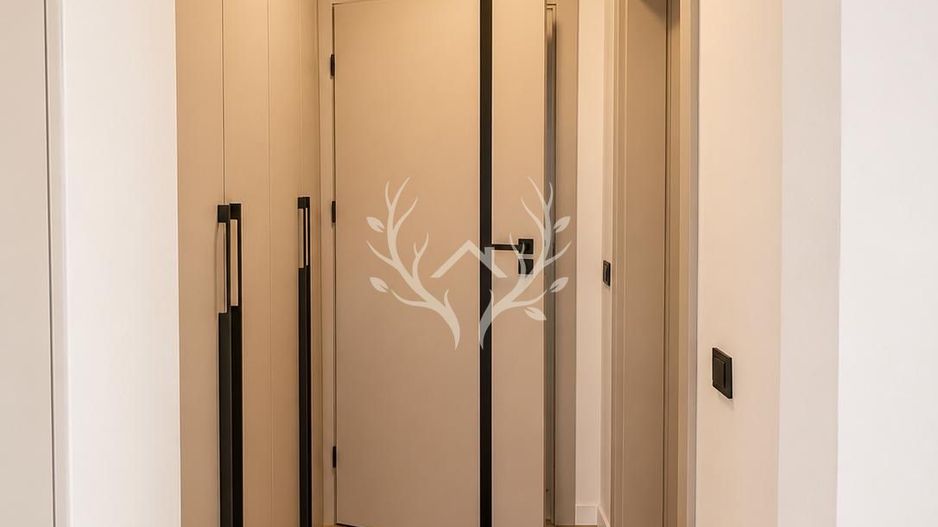 Apartament cu 3 camere si terasa de 82 mp - zona Vivo Floresti - Poză 11