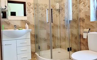 Oferim spre inchiriere, Casa-Duplex cu 4 camere in Dumbravita aproape de Lidl - Poză 9